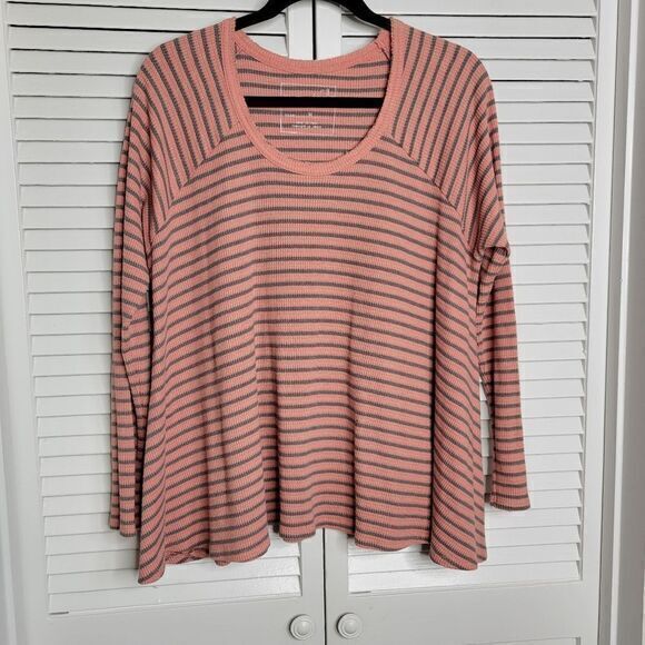 3 / $30 We The Free Ribbed Knit Top Medium Coral Gray Stripe Oversized - Picture 1 of 10